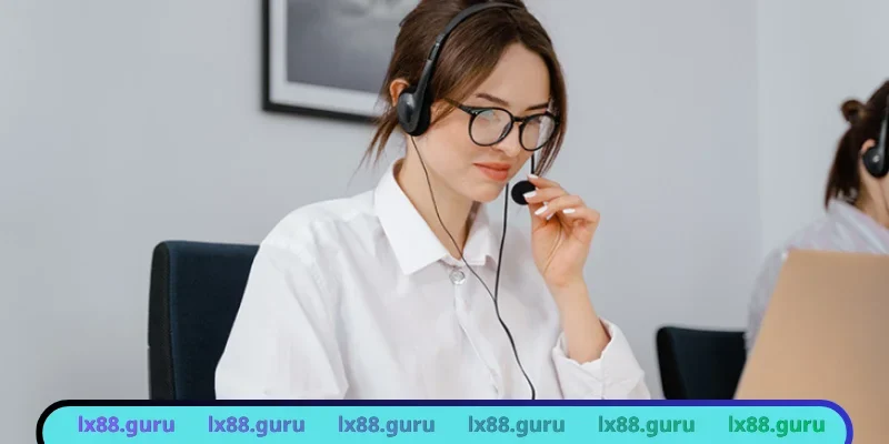 Nhân sự trên trang web được đào tạo bài bản